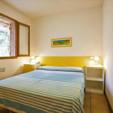Marina Di Pinarello, 3 For 6 Pers Apartment