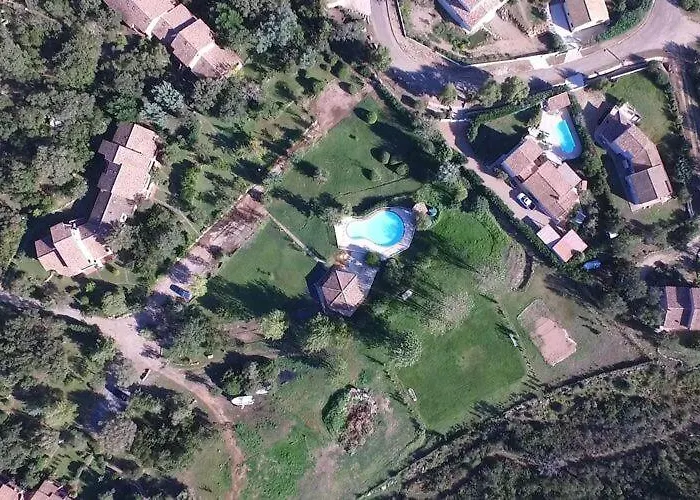 Near Pinarellu Bay * Zonza